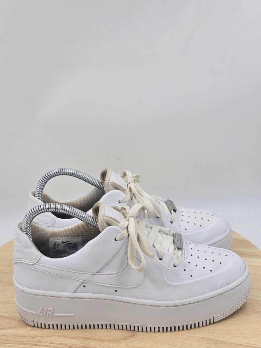 Nike Air Force 1 Sage Low Triple White Sneakers AR5339-100 Womens Size 7